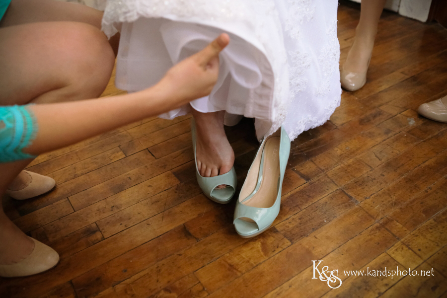 Dallas Wedding Photographers - K & S Photography Miles and Kendre's Wedding at the Filter Building in McKinney